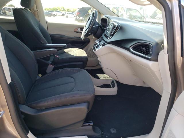 2C4RC1CG3HR613972 - 2017 CHRYSLER PACIFICA L BROWN photo 5