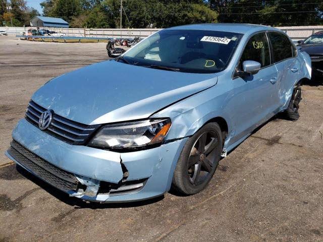 1VWBP7A38DC147416 - 2013 VOLKSWAGEN PASSAT SE BLUE photo 2