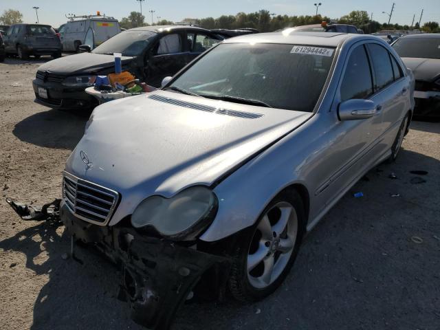 WDBRF52H36A900592 - 2006 MERCEDES-BENZ C 230 SILVER photo 2