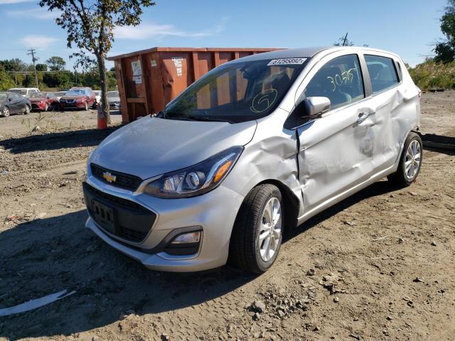 KL8CF6SA9LC429220 - 2020 CHEVROLET SPARK 2LT SILVER photo 2