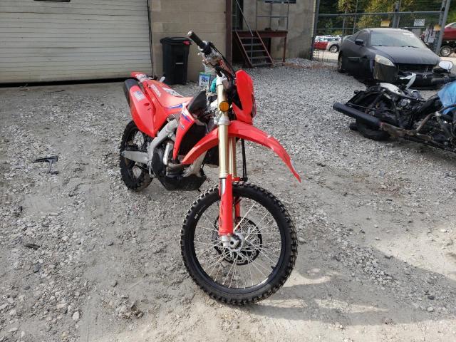 JH2PD1114NK300157 - 2022 HONDA CRF450 L RED photo 1