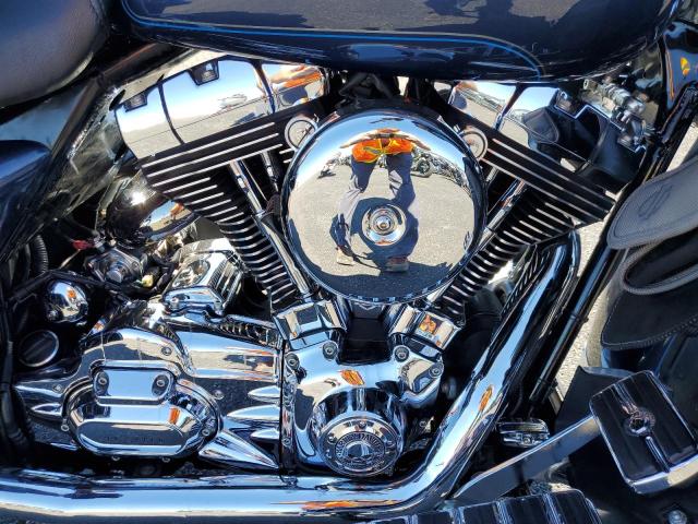 1HD1FC4188Y618153 - 2008 HARLEY-DAVIDSON FLHTCUI BLUE photo 7