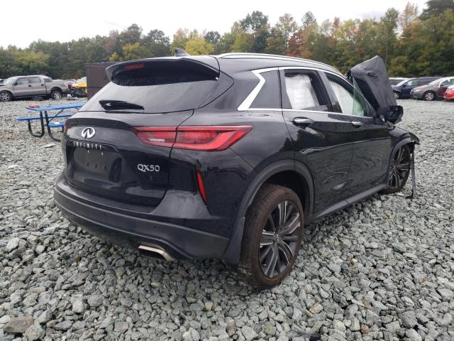 3PCAJ5BA5NF107414 - 2022 INFINITI QX50 LUXE BLACK photo 4