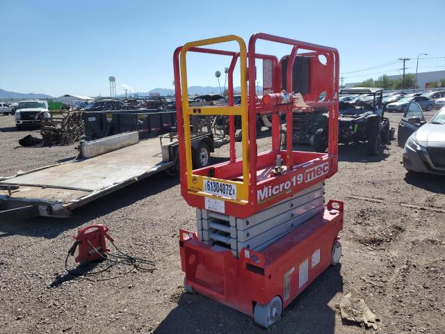 16915162 - 2022 MEC LIFT RED photo 2