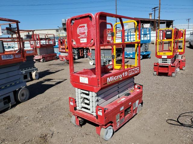 16915162 - 2022 MEC LIFT RED photo 4