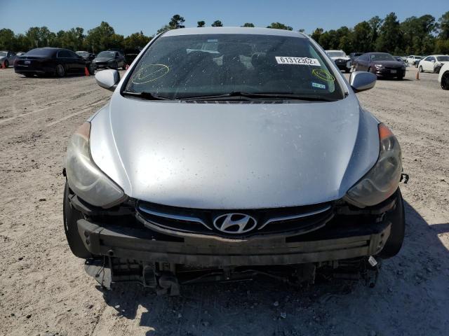 5NPDH4AE0DH315384 - 2013 HYUNDAI ELANTRA SILVER photo 9