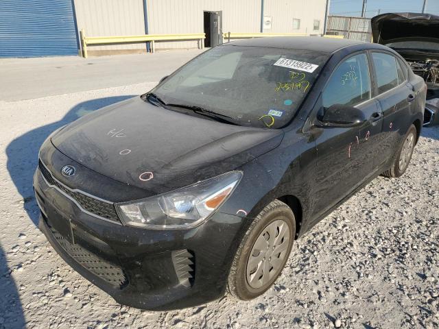 3KPA24AB1KE205147 - 2019 KIA RIO S BLACK photo 2