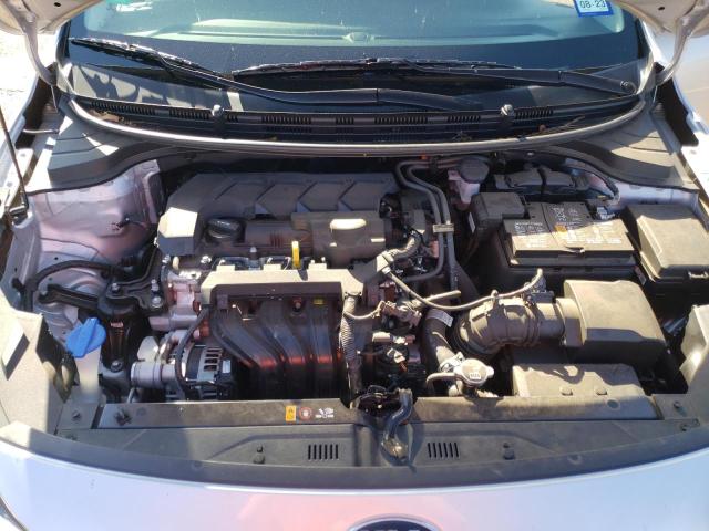 3KPA24AD9ME422997 - 2021 KIA RIO LX SILVER photo 7