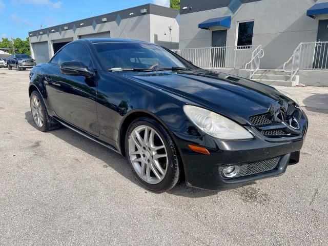 WDBWK54F19F211460 - 2009 MERCEDES-BENZ SLK 300 BLACK photo 1