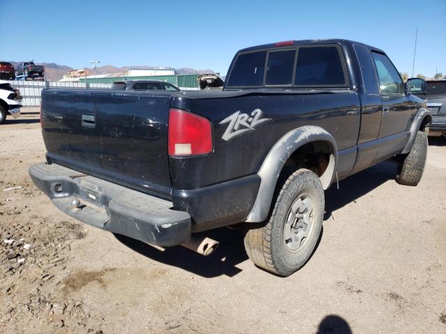 1GCCT19W028159803 - 2002 CHEVROLET S TRUCK S1 BLACK photo 4