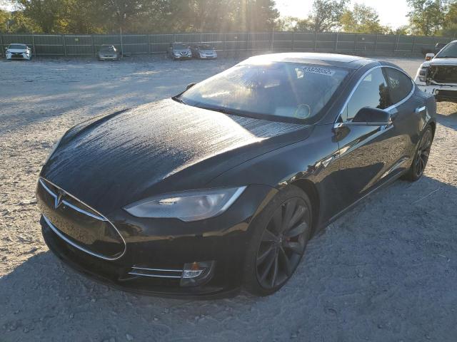 5YJSA1E48FF103068 - 2015 TESLA MODEL S Սև լուսանկար 2