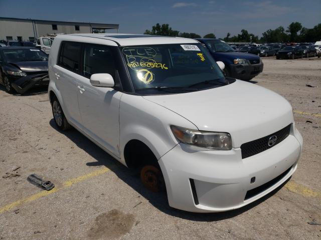 JTLKE50E381025276 - 2008 SCION XB WHITE photo 1