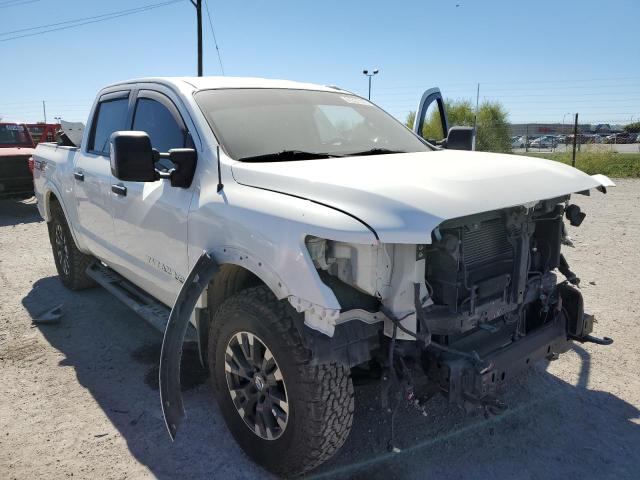 1N6AA1E55JN539842 - 2018 NISSAN TITAN SV WHITE photo 1