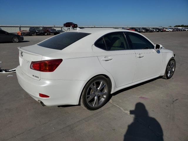 JTHBF5C20A2099697 - 2010 LEXUS IS 250 WHITE photo 4