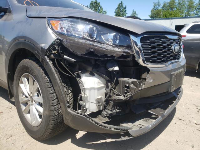 5XYPG4A31KG464745 - 2019 KIA SORENTO L GRAY photo 9