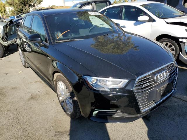 WAUUPBFF4JA070484 - 2018 AUDI A3 E-TRON BLACK photo 1