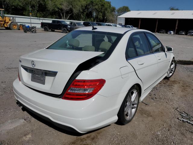 WDDGF4HB0CR210226 - 2012 MERCEDES-BENZ 250C WHITE photo 4