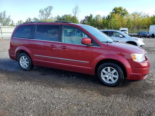 2A4RR5D12AR405176 - 2010 CHRYSLER TOWN & COU RED photo 1