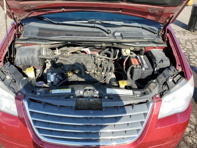 2A4RR5D12AR405176 - 2010 CHRYSLER TOWN & COU RED photo 7