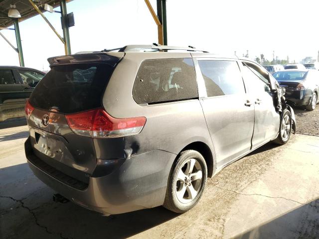 5TDKK3DC3CS260516 - 2012 TOYOTA SIENNA LE GRAY photo 4