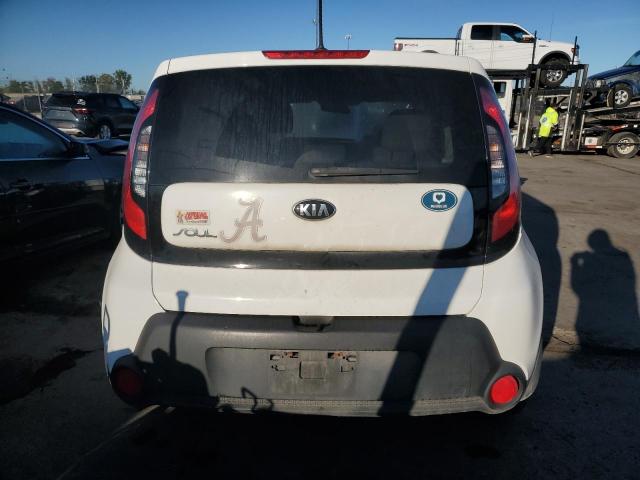 KNDJN2A26F7161969 - 2015 KIA SOUL WHITE photo 6