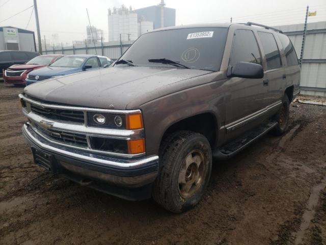 1GNEK13R8VJ394064 - 1997 CHEVROLET TAHOE BROWN photo 2