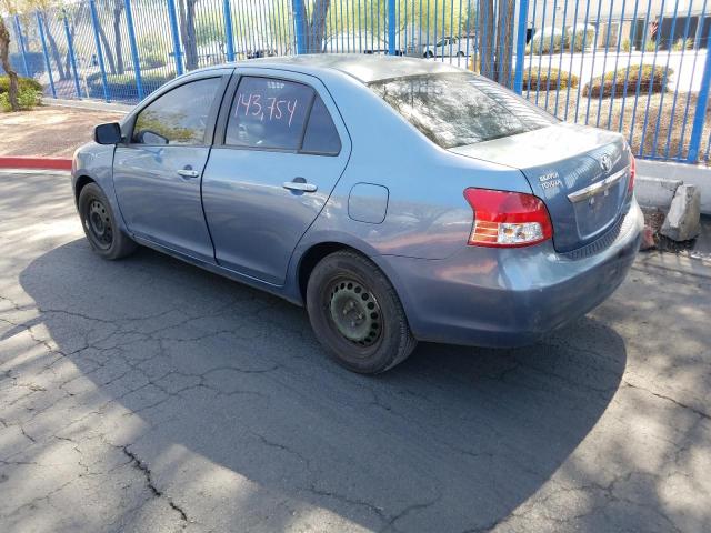 JTDBT923684006143 - 2008 TOYOTA YARIS SILVER photo 3