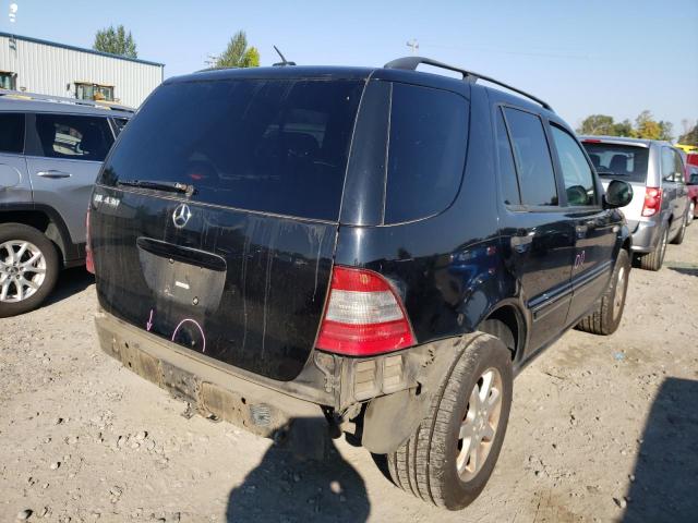 4JGAB72E8YA163917 - 2000 MERCEDES-BENZ ML 430 BLACK photo 4