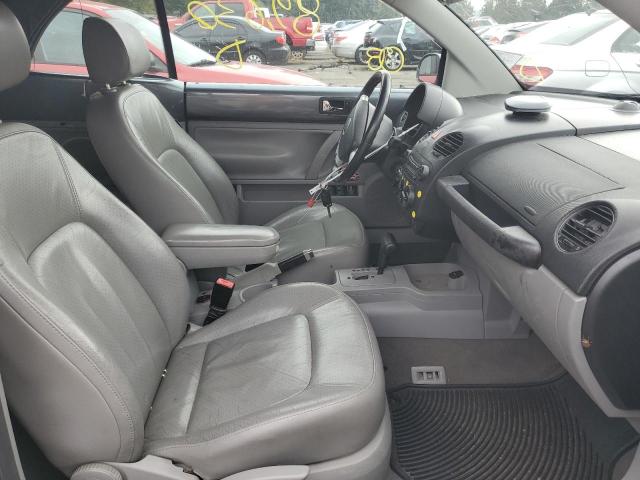 3VWSF31Y16M300467 - 2006 VOLKSWAGEN NEW BEETLE 灰色 照片 5