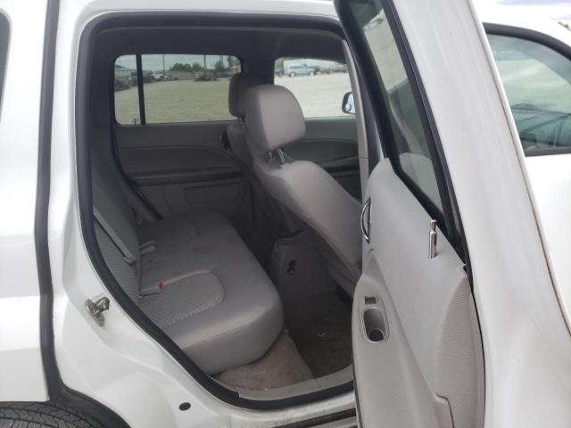 3GNBAAFW2BS650362 - 2011 CHEVROLET HHR LS WHITE photo 6
