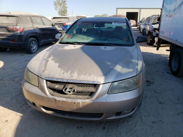 5NPEU46F76H058423 - 2006 HYUNDAI SONATA GLS BROWN photo 5