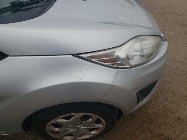 3FADP4EJ1CM152348 - 2012 FORD FIESTA SE SILVER photo 9