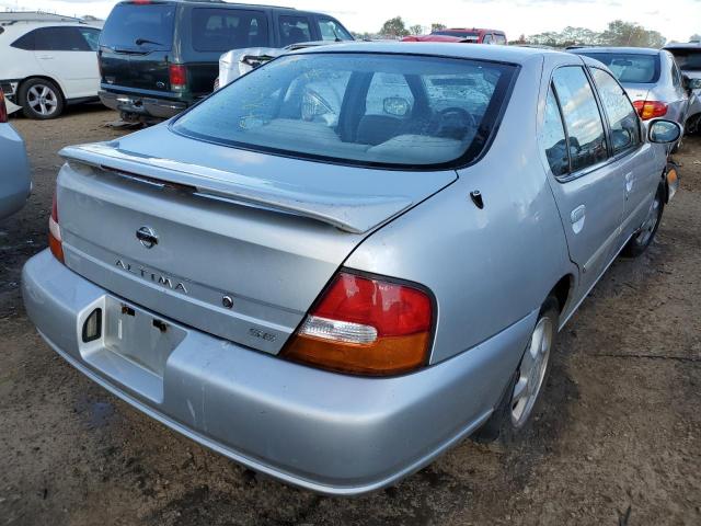 1N4DL01D4XC114107 - 1999 NISSAN ALTIMA XE SILVER photo 4