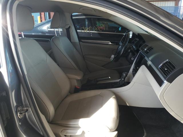 1VWDT7A32HC051355 - 2017 VOLKSWAGEN PASSAT R-L GRAY photo 5