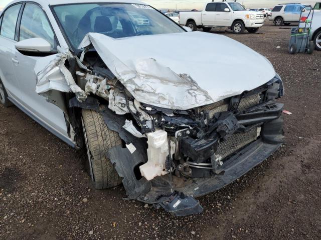 3VW5T7AJXHM234147 - 2017 VOLKSWAGEN GLI ნაცრისფერი ფოტო 9