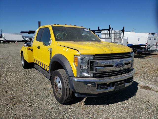 1FD0X4GT7HEB42374 - 2017 FORD F450 SUPER TURQUOISE photo 1