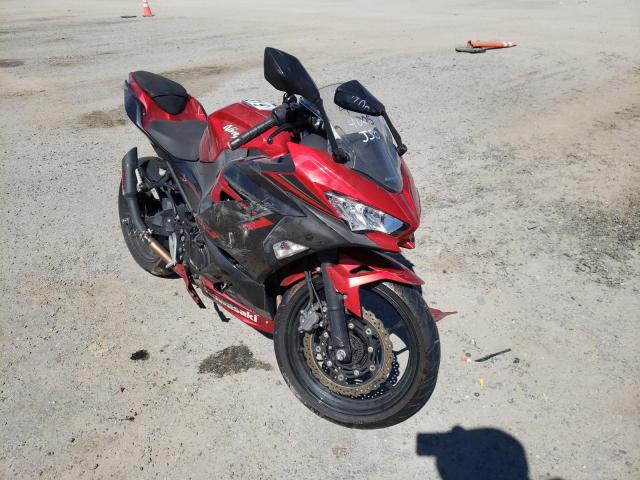 JKAEXKG11KDA24005 - 2019 KAWASAKI EX400 RED photo 1