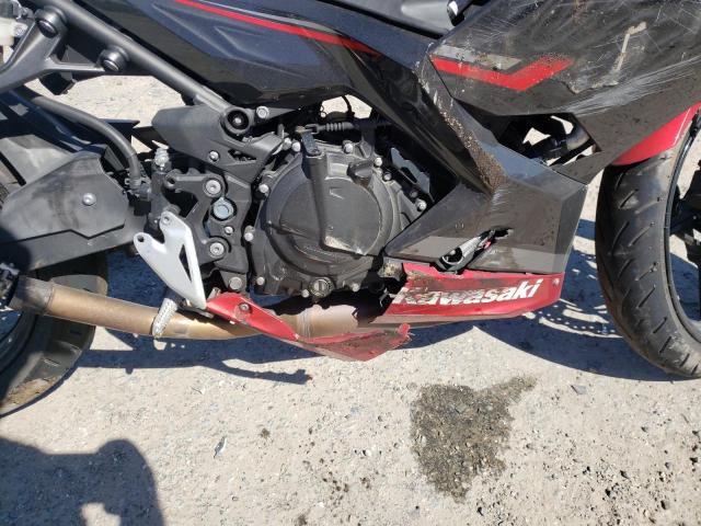 JKAEXKG11KDA24005 - 2019 KAWASAKI EX400 RED photo 7