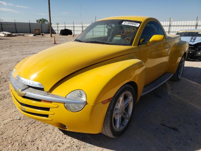 1GCES14P24B104710 - 2004 CHEVROLET SSR 黄色 照片 2