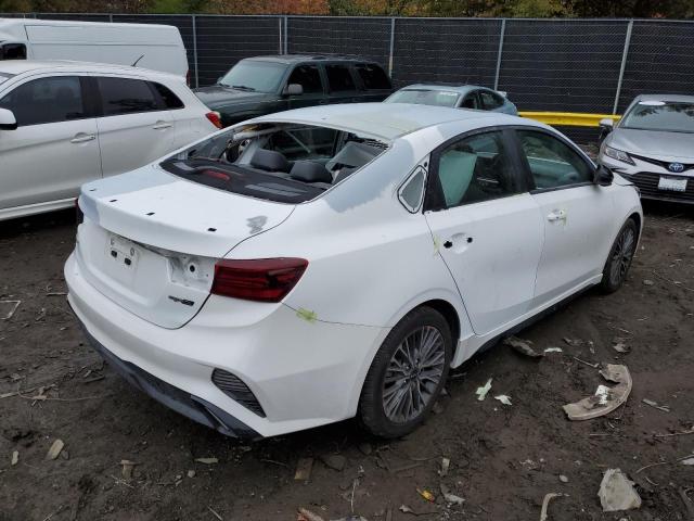 3KPF54AD8NE436405 - 2022 KIA FORTE GT L WHITE photo 4