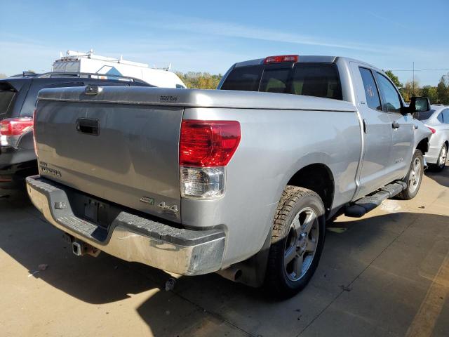 5TFUW5F12DX307308 - 2013 TOYOTA TUNDRA DOU SILVER photo 4