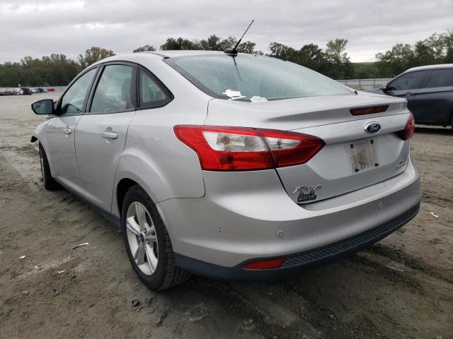 1FADP3F28EL447341 - 2014 FORD FOCUS SILVER photo 3