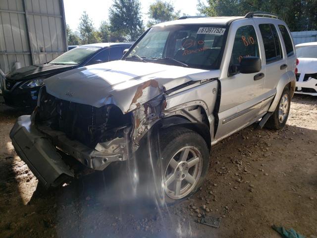 1J8GL58K76W198258 - 2006 JEEP LIBERTY LI SILVER photo 2