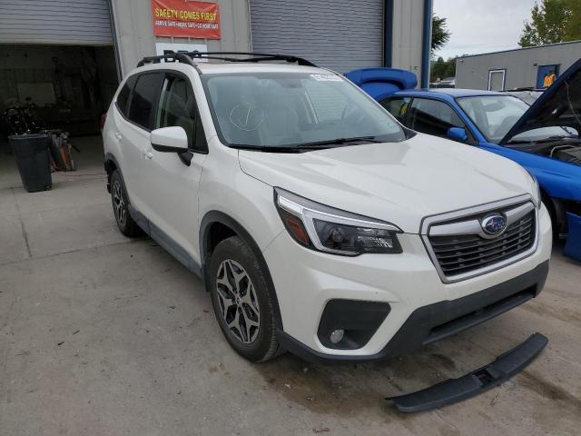 JF2SKAJC4MH578161 - 2021 SUBARU FORESTER P WHITE photo 1