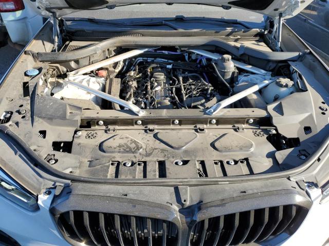 5UXCR4C05M9F56989 - 2021 BMW X5 SDRIVE WHITE photo 7