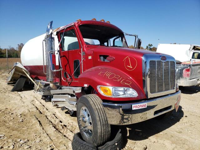 2NP2HJ7X6NM797996 - 2022 PETERBILT 337 RED photo 1