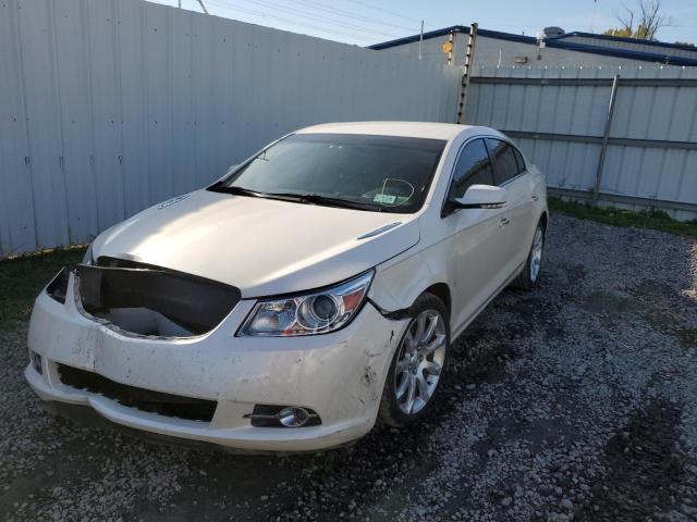 1G4GJ5E3XDF255393 - 2013 BUICK LACROSSE T WHITE photo 2