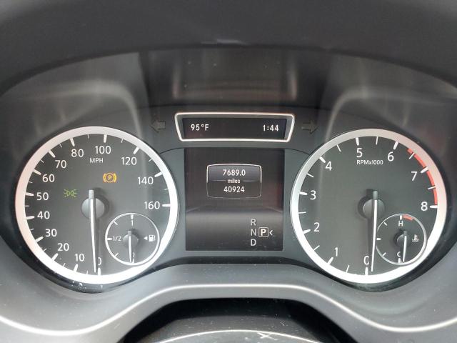 SJKCH5CPXHA015541 - 2017 INFINITI QX30 BASE BLACK photo 8