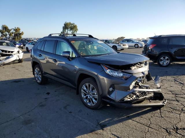 2T3A1RFV8MC209983 - 2021 TOYOTA RAV4 XLE P GRAY photo 1