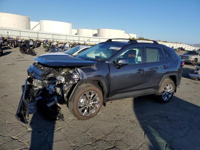 2T3A1RFV8MC209983 - 2021 TOYOTA RAV4 XLE P GRAY photo 2